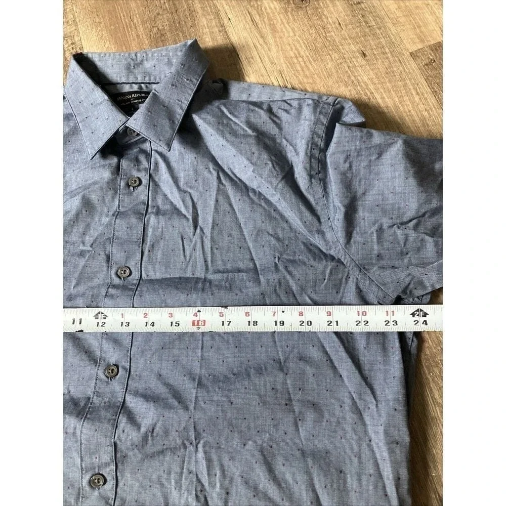Banana Republic Mens Non-Iron Standard Fit Shirt Blue Burgundy Dot Large 16-16.5